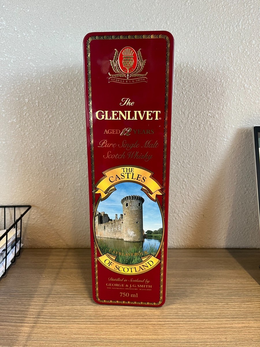 GLENLIVET 12 YEAR OLD SCOTCH HINGED TOP COLLECTABLE TIN CASTLE