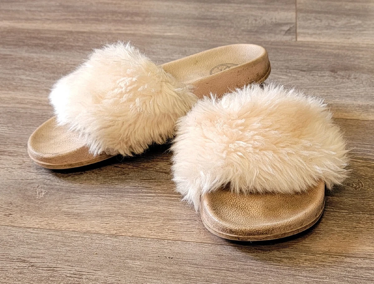 Guess Girls Size 5 Pink Faux Fur Sandals Slides Slippers | eBay