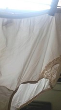 Vanity Fair Nude Sheer Nylon Lace Edge Brief Underwear Sz 8 Vintage Style