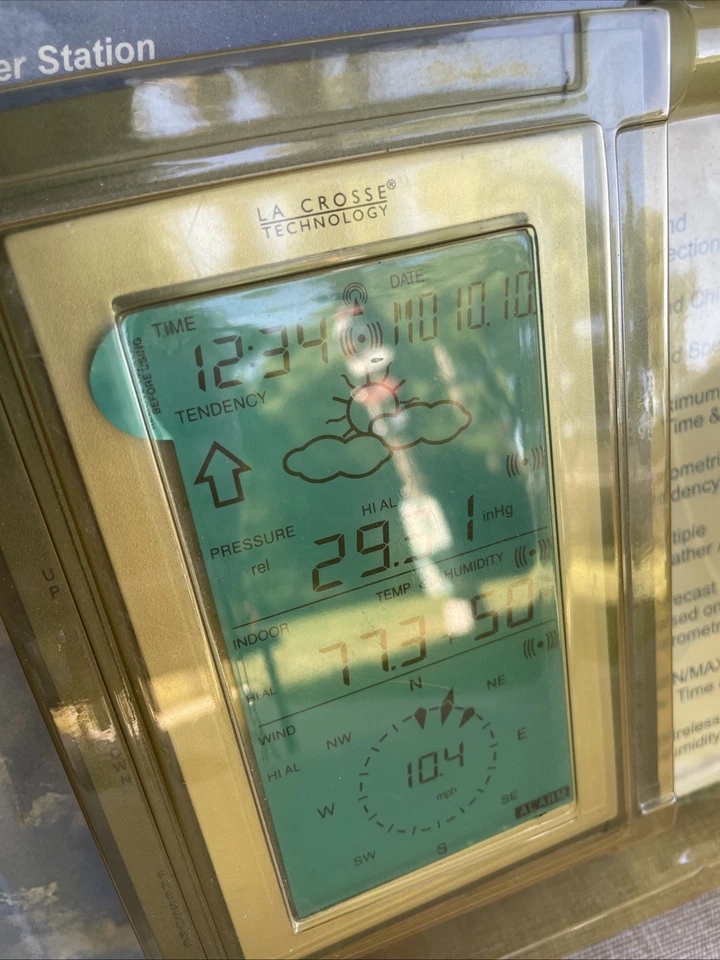 La Crosse Technology Professional Weather Station WS-2317-CP Wireless Wind Rain - Image 2 of 4