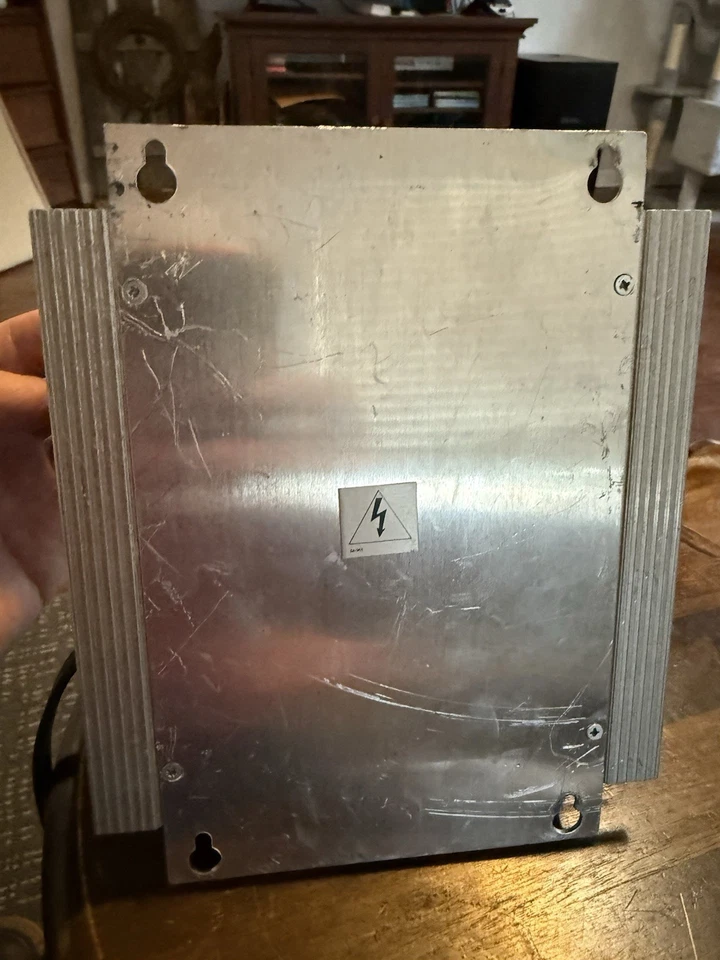 Amplificador de distribución CATV Triple Crown Electronics. ID-234-2. Leer descripción Foto 4 de 4