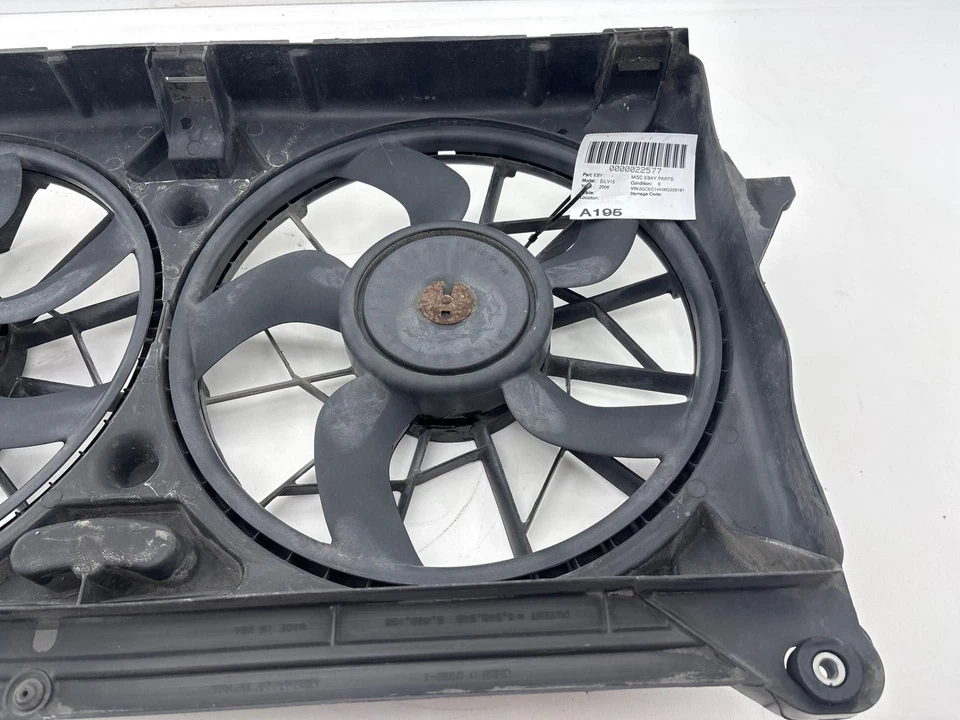 2005-2007 Chevrolet Silverado 1500 Radiator Cooling Fan Motor Assembly OEM - Image 3 of 4