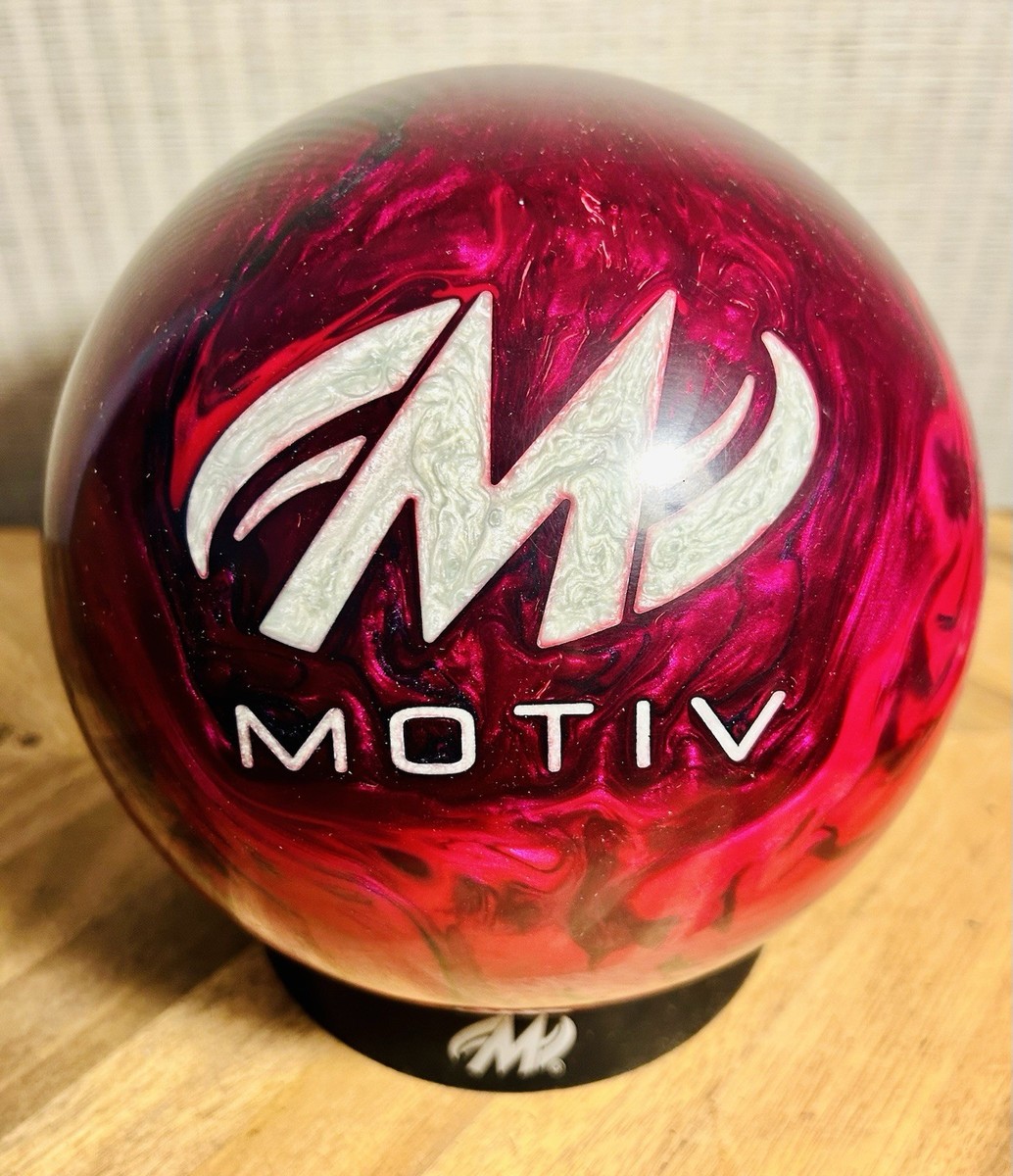 Motiv Crimson Jackal Bowling Ball NIB 1st Quality | 15lbs 4oz