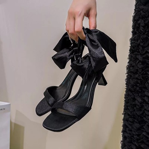 Sandales Gardenia – Noires Avec Bordure Rouge & Nœud – Talon 12 Cm (5") – Taille 40 – Neuves Sans Boîte