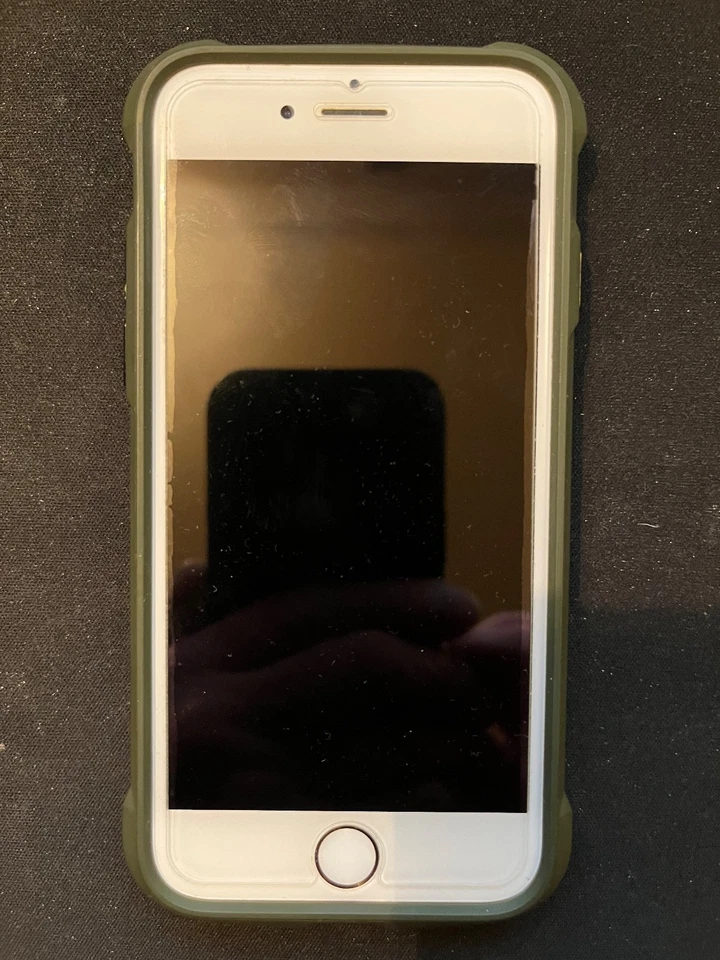 Apple iPhone 6 16GB, Silver, Unlocked - Image 3 of 4