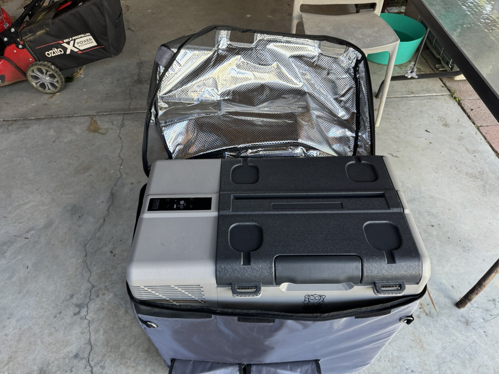 Picture 2 of 6