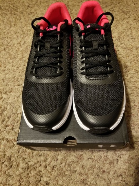 sports shoes for girls black