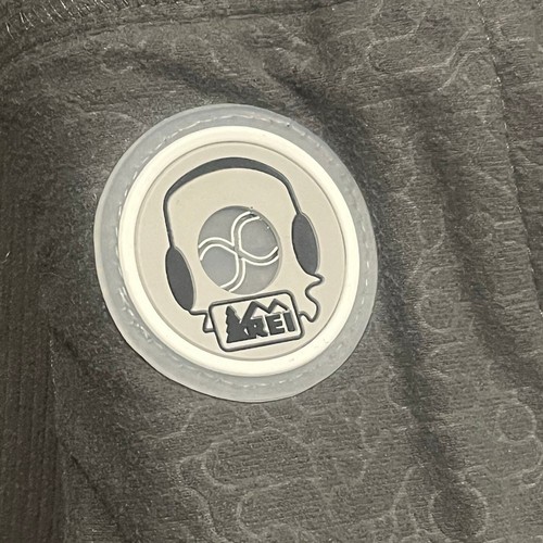 REI Co- Op Boys XS 4/5 Soft Shell Jacket With Hood Black And Gray - Picture 6 of 12