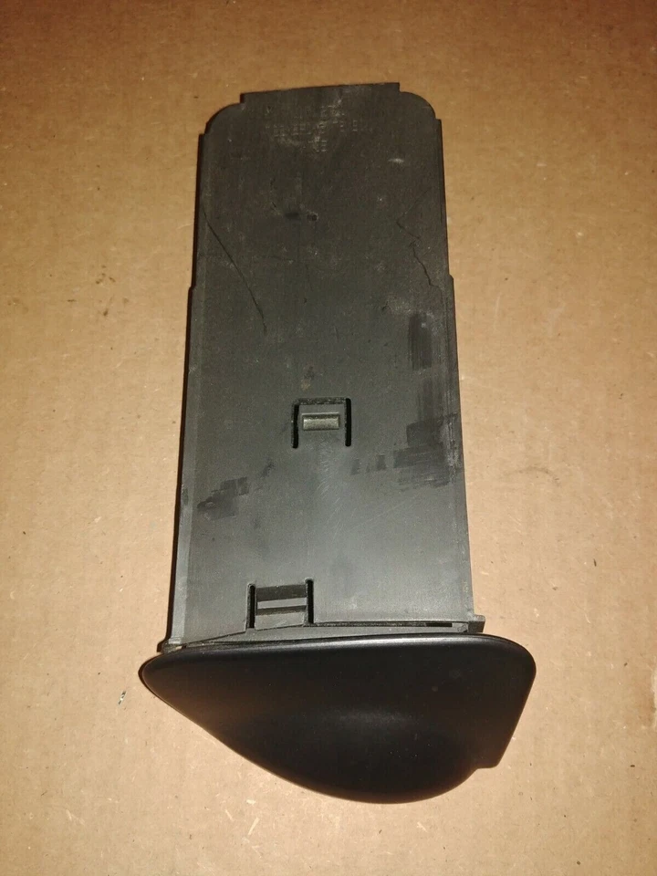 Bandeja bisel tablero central Ford Focus 2000-2007 OEM Foto 2 de 3