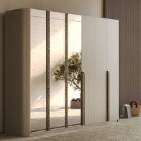 Stilvoller Beiger Kleiderschrank Holz Glasschrank Stauraumschrank