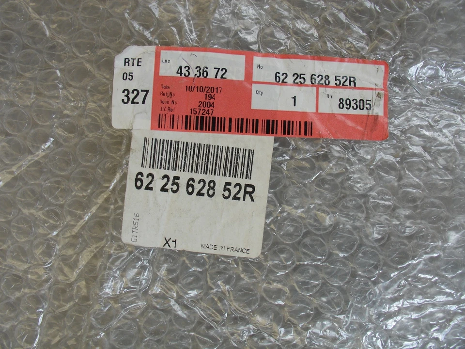 622562852R Front Upper Bumper Grille Black for Renault Clio IV RS 2016-2019 - Image 2 of 2