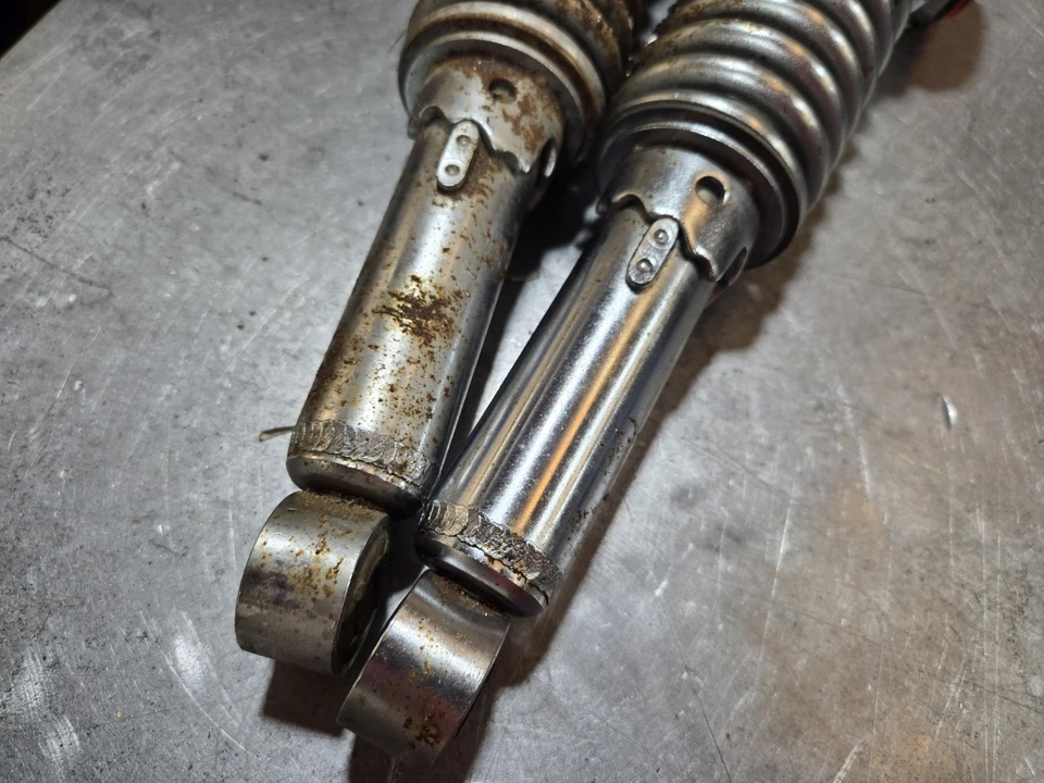 川崎 KZ1000 LTD 特别版后减震器!! 原始设备制造商!! — 第 3/4 张图片