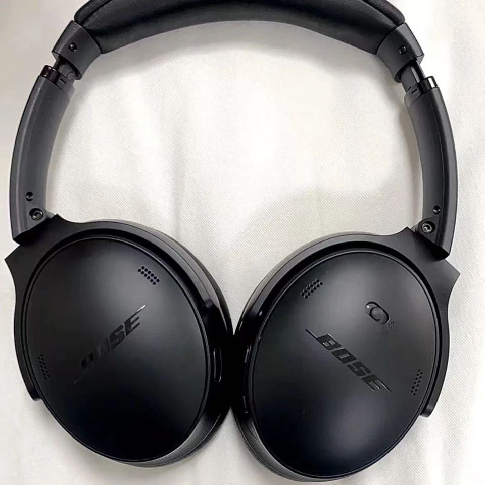 Bose QuietComfort 45 QC45 Noise Cancelling Wireless Bluetooth Headphone - BLACK - Image 3 of 4