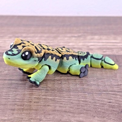 Mini Crested Gecko 3D Printed Articulated Flexi Fidget Toy- Desk Pet