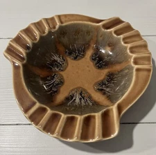 VINTAGE USA 3505 POTTERY ASHTRAY EARTH BROWN DRIP GLAZED
