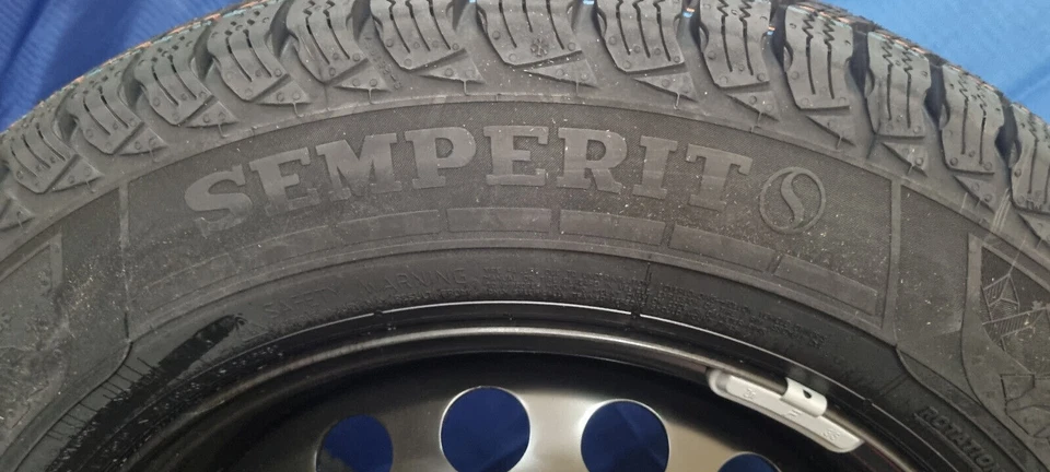 Satz Winterräder Ford Transit Tourneo Custom ab 0823 215 65 R16 Original 2712273 - Bild 2 von 4