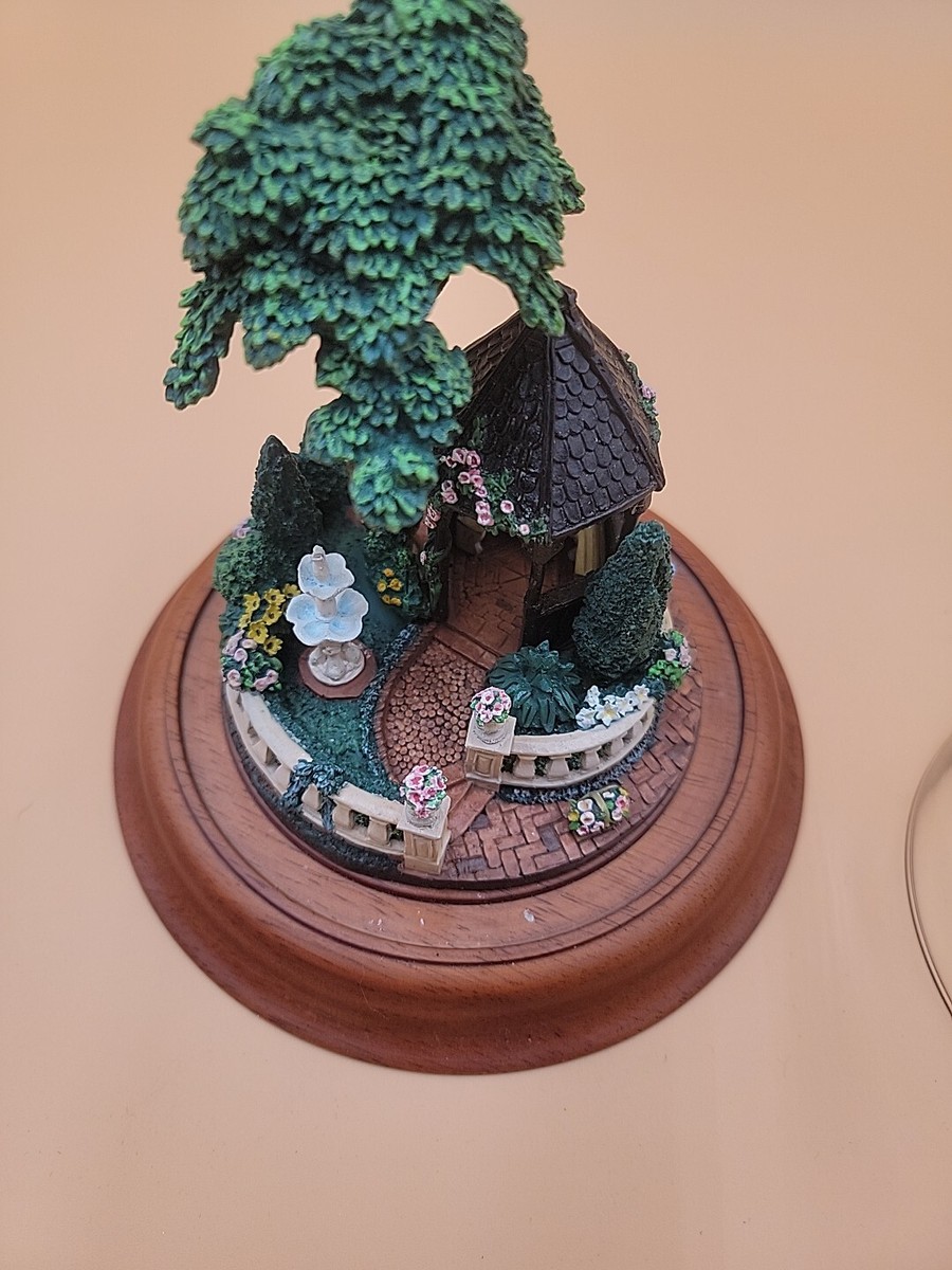 Vintage 1988 Franklin Mint Princess Victoria's Dream Garden By