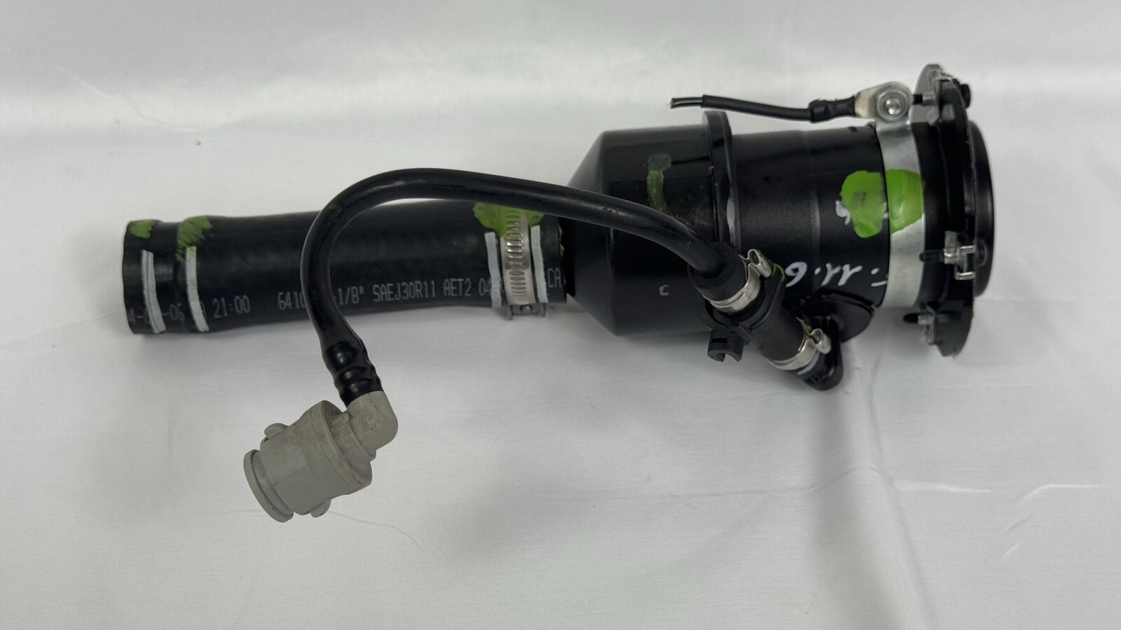 03-19 Maserati GranTurismo M145 Quattroporte Fuel Tank Filler Neck 222257 OEM