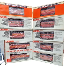 Lionel Southern Pacific Daylight Diesel Set AB Engines & 8 Cars New