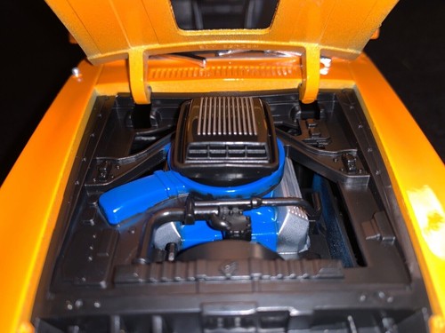 Maisto 1:18 Scale 1970 Ford Mustang Mach 1 Twister Special Diecast | Orange - Picture 6 of 7