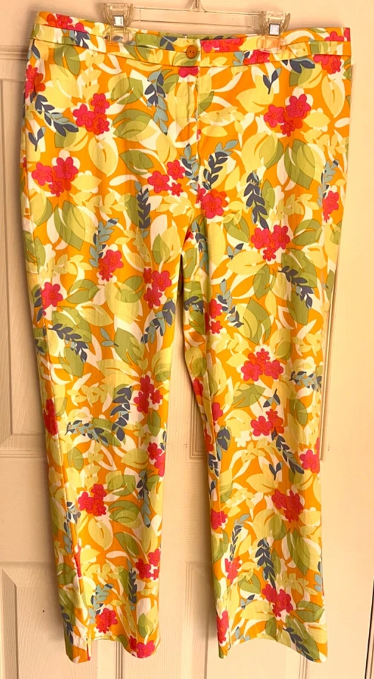 SIGRID OLSEN WOMENS SIZE 12 CROP FLORAL COTTON/NYLON/SPANDEX PRINT PANTS Sz 12 - Image 2 of 4