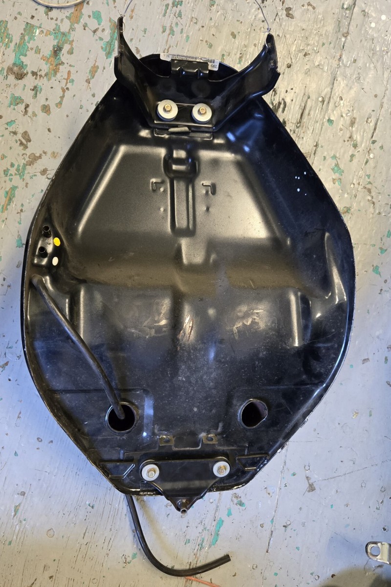 1989 Kawasaki ZX-7 Ninja OEM Fuel Tank Ebony/Gray 51003-5061-T4