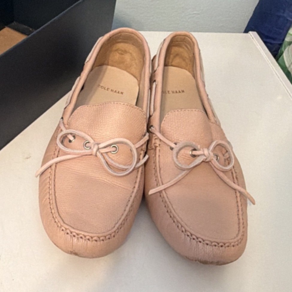 Cole Haan Pink Leather Loafers Bow Accent Driving Soles Women's Size 10
