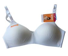 NWT Warner's No Side Effects Wire-Free Bra Size 36C White Underarm Smoothing 105