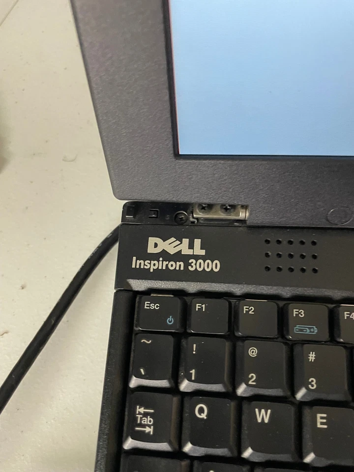 CLOSEOUT - Dell Inspiron 3000 M200ST Pentium MMX 200MHz 31MB RAM *NO HD* #608B - Image 3 of 4