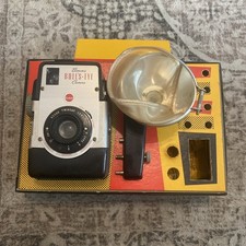 VINTAGE 1950s KODAK BROWNIE BULLS-EYE CAMERA/FLASH OUTFIT
