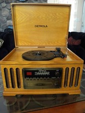 Vintage Oak Detrola KM837 Record Player Untested