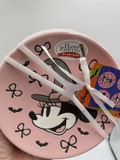 Disney Minnie Mouse Lot Of 4 Appetizer Plates Zrike Brands NEW With Tags