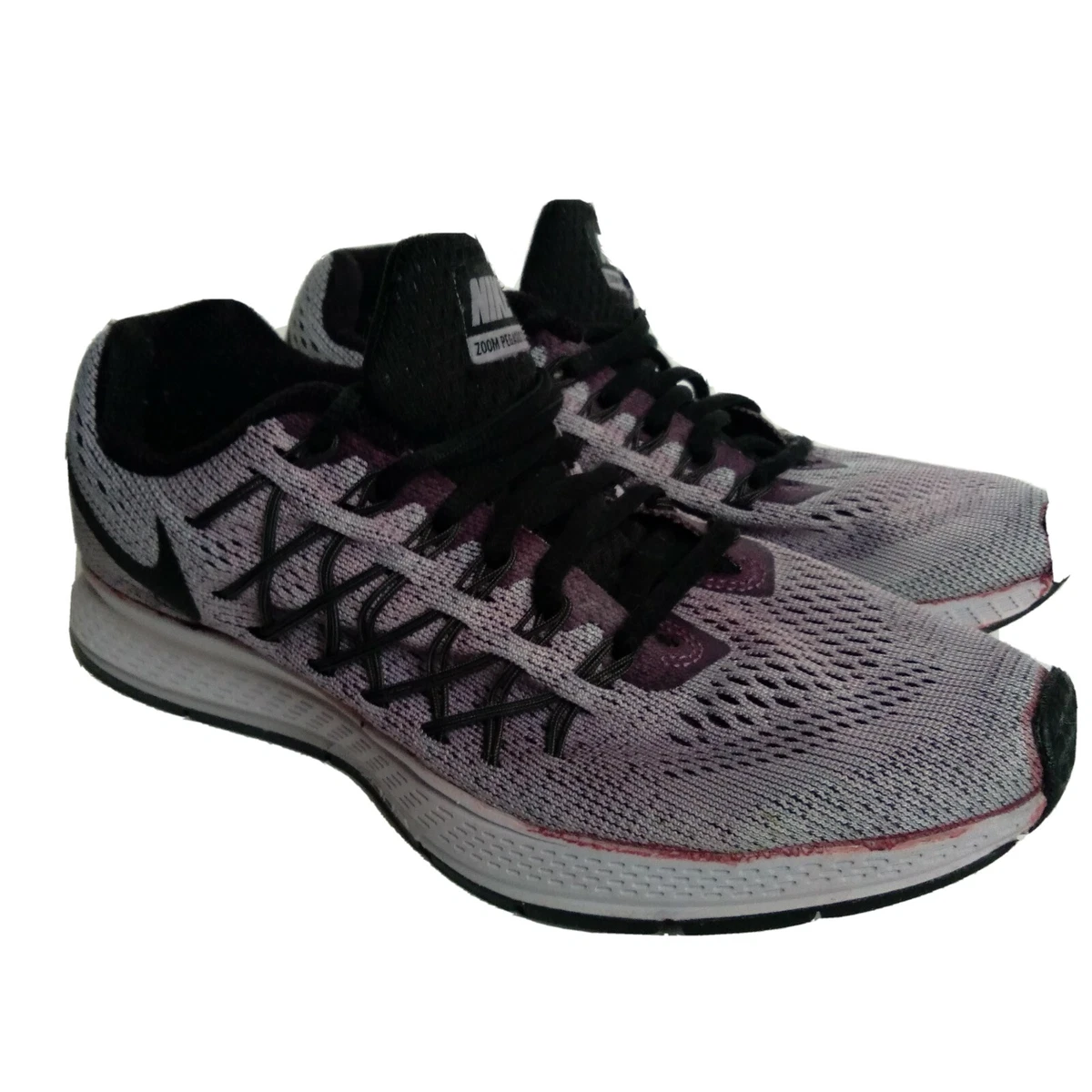 Zoom pegasus 32 womens black and white top