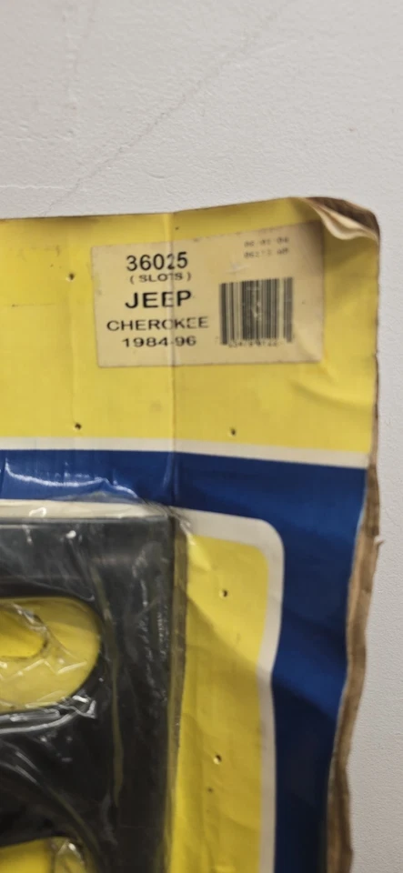 Cubiertas de luz ranuradas para cortinas traseras AVS 36025 1984-96 Jeep Cherokee XJ Foto 4 de 4