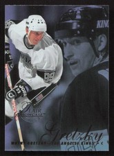 2012-13 Fleer Retro Wayne Gretzky Flair Showcase Row 2 #19 Card