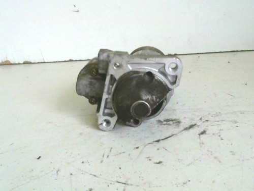 Phare Gauche Renault Clio 2 Phase 2 Berline - Référence 7701057654 - Occasion Fonctionnel