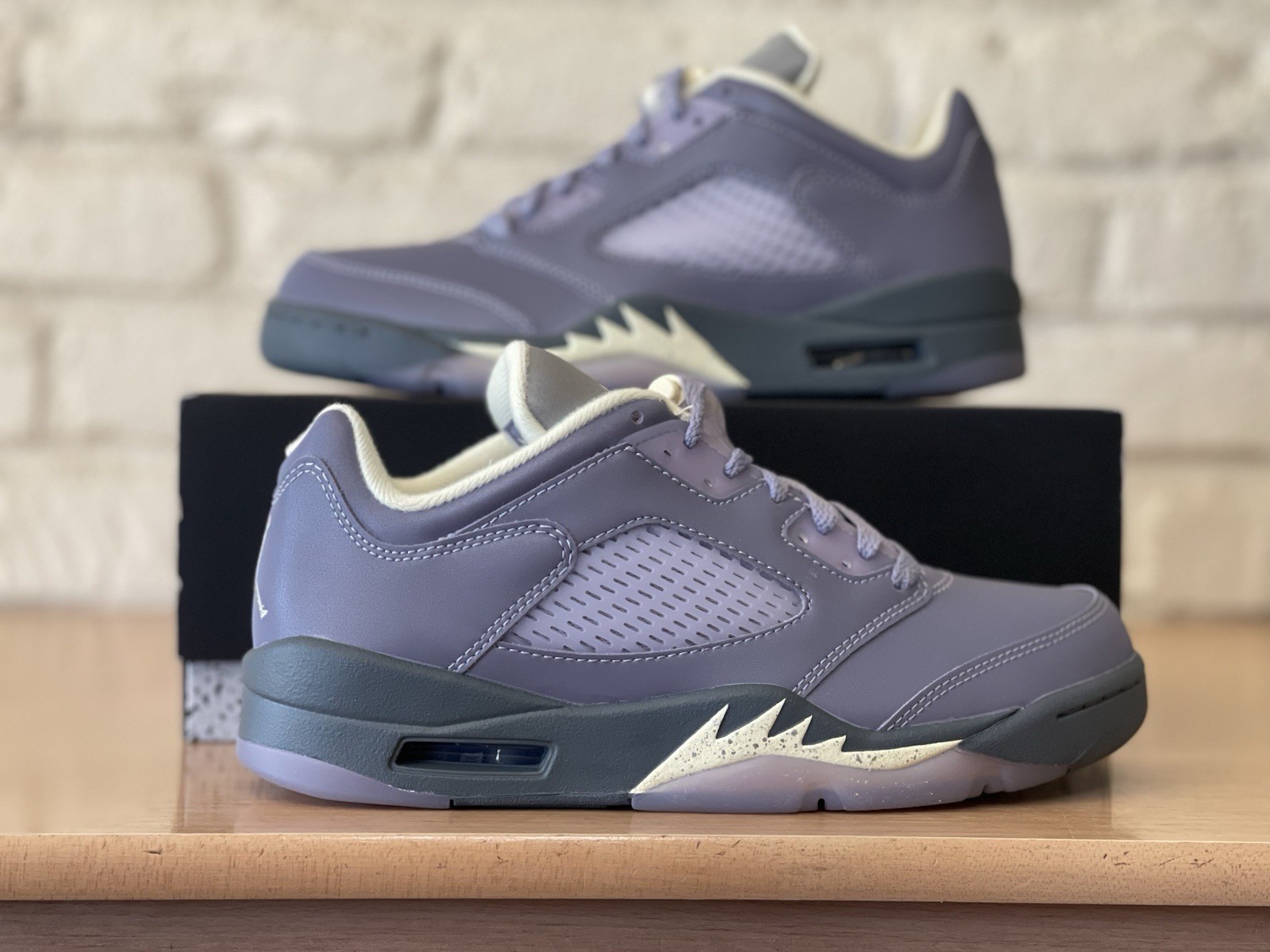 Nike Air Jordan 5 Retro Low Indigo Haze Fire Red FJ4563-500 Women Size 8 Shoes