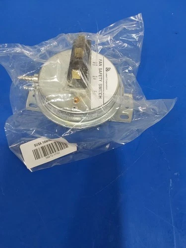 Emerson Liebert Fan Safety  Switch RFS-4400-053 Cleveland Controls P/N- 172296P1