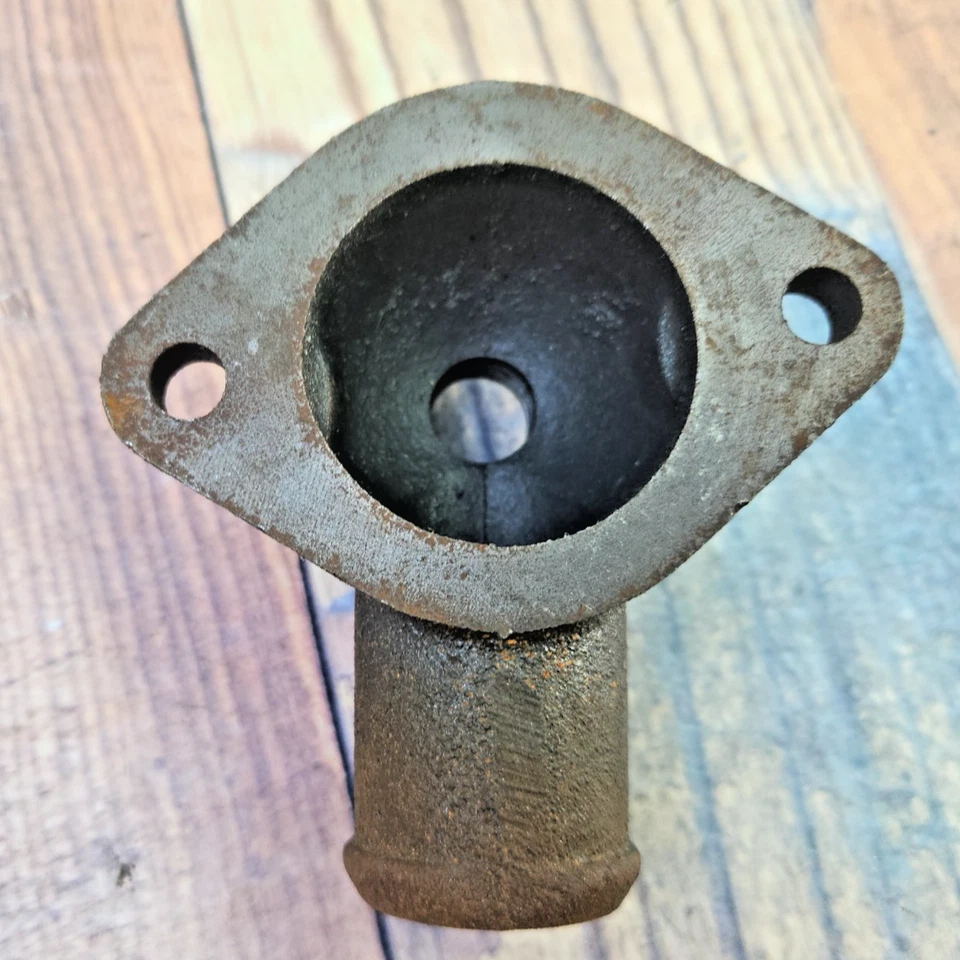 Stant WO5023 31523 Fits Firenza Sunbird J2000 Cavalier Cimmaron Water Outlet NOS - Image 3 of 4