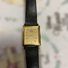 SEIKO Quartz Women's Watch Gold Square