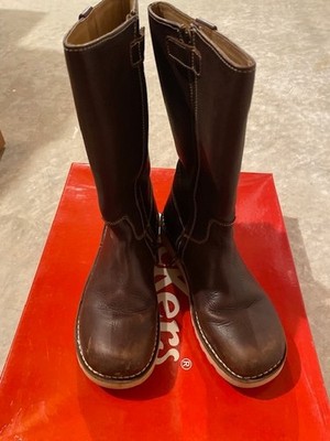 kickers boots size 39 - size 9 very good pre owned with box