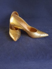 Fantastic Vintage Gold Heels with Original Box, Perfect for the holidays