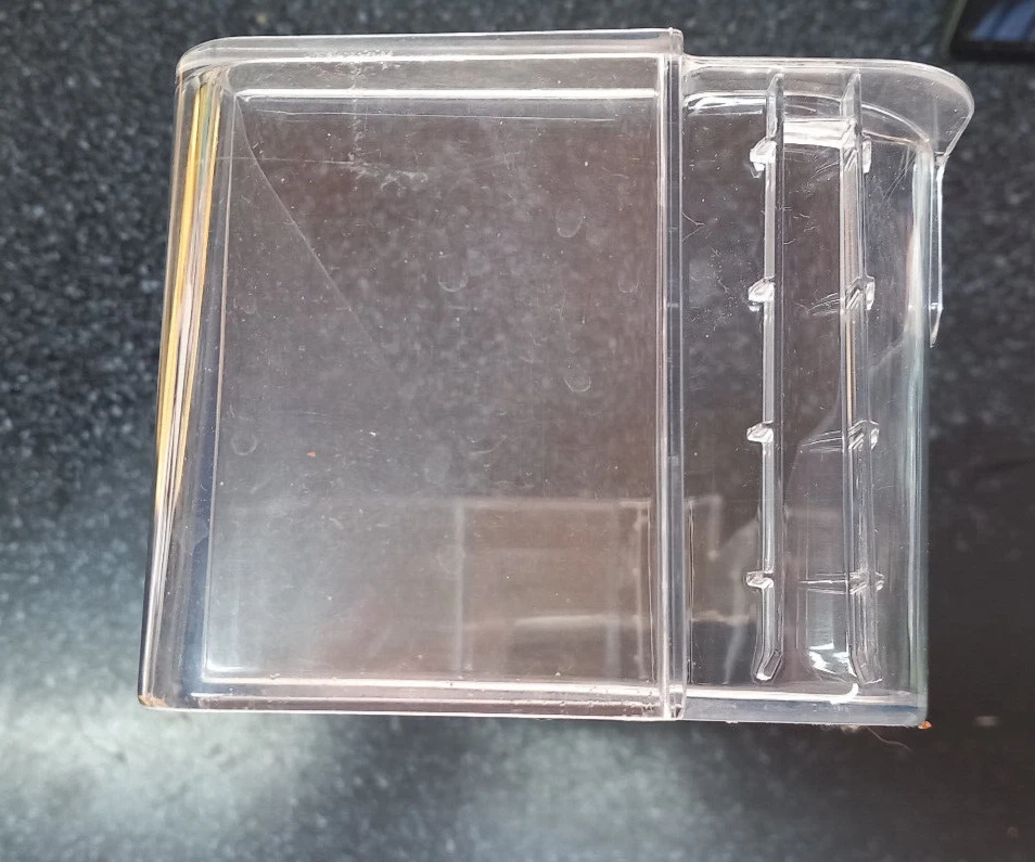 Balda botellero USADA frigorifico Teka TS1 130 - Imagen 4 de 4