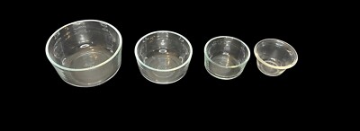 Vintage Pyrex Glass Mixing Bowls Nesting Set of (4) 7201A, 7200A, 7202H, & 414
