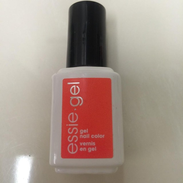 essie gel nail lamp