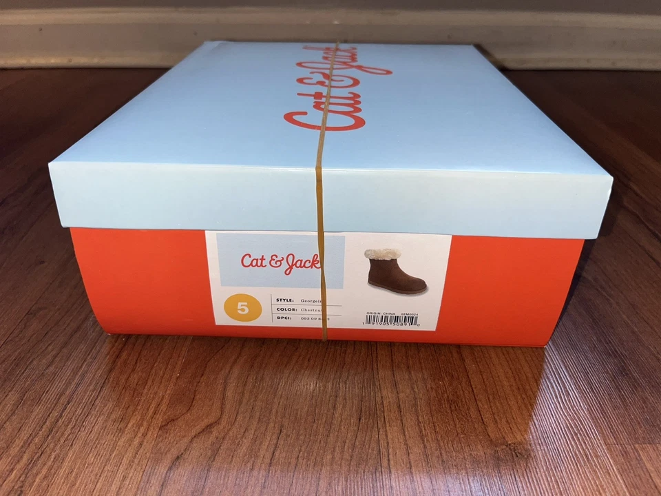 Botas de Invierno Cat & Jack Georgiana Niñas Talla 5 Castaño Imitación Piel de Oveja Forradas Foto 2 de 4