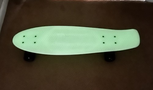 Vtg Penny Nickel Skateboard 27” Glow In The Dark White Australia Very Nice!
