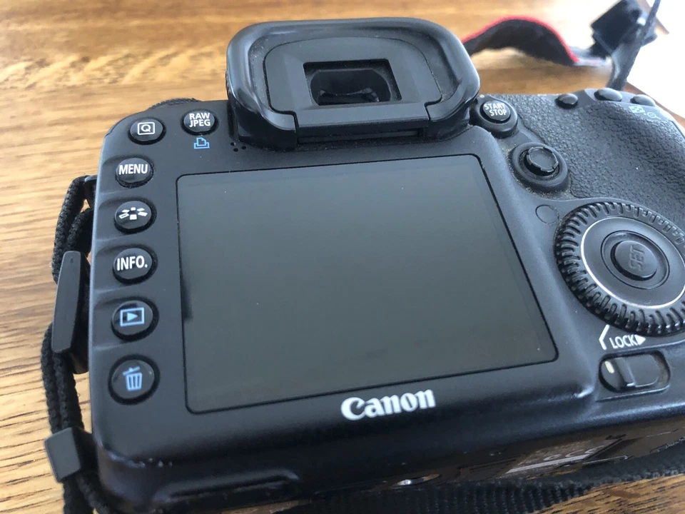 Canon EOS 7D, photo 4 of 4