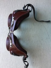 VINTAGE WELSH MFG. CO. BROWN GOGGLES TYPE B, STEAMPUNK.