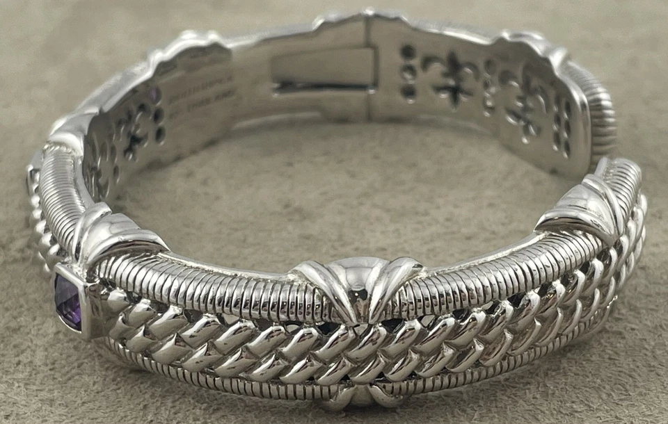 Gran brazalete con bisagras grandes Judith Ripka de ley y amatista Foto 4 de 4